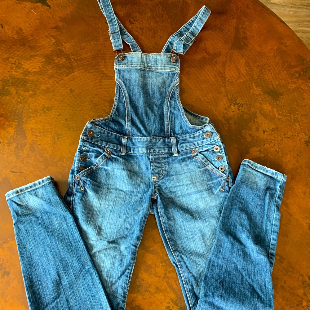 Guess skinny overall size Small/P